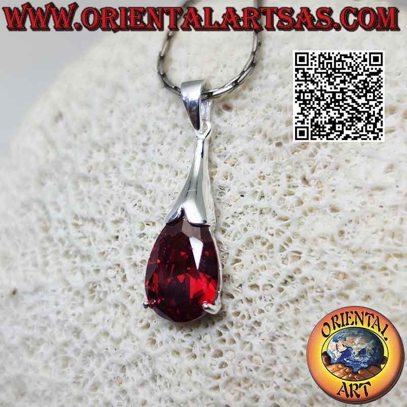 Pendentif en argent avec grenat ovale à facettes et crochet allongé