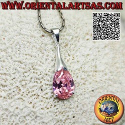Pendentif en argent avec zircon rose français ovale à facettes serti dans un double sertissage lisse
