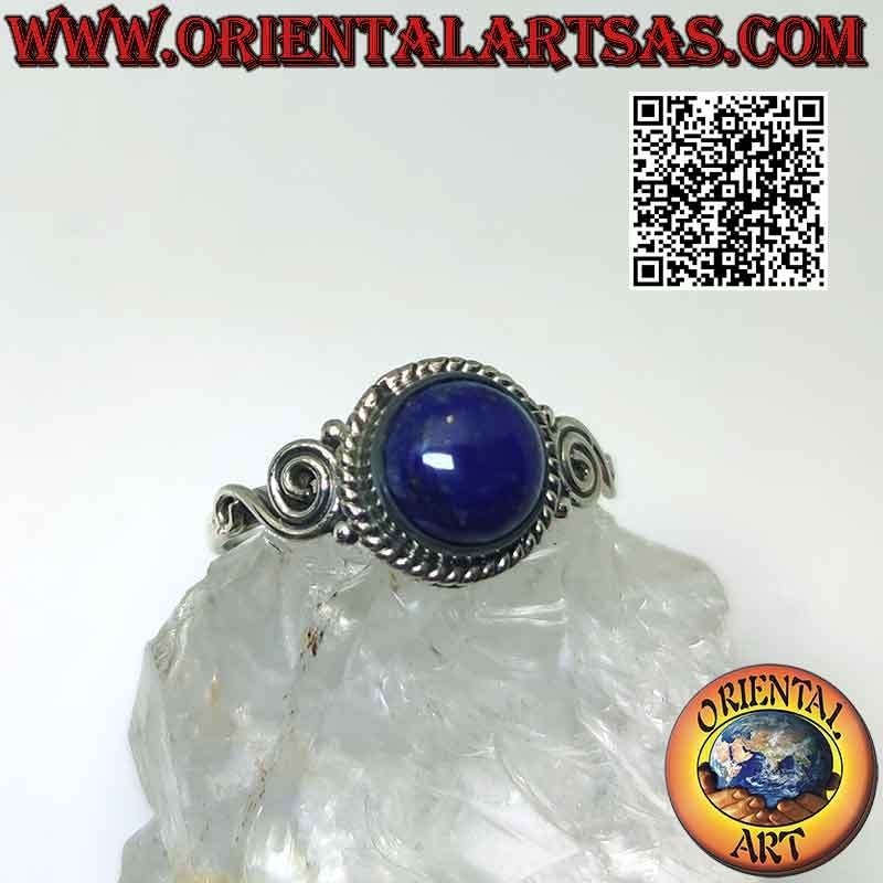 Anillo de plata con lapislázuli redondo rodeado de esferas y espirales