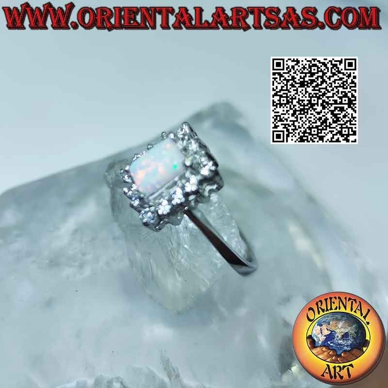 Silberring mit rechteckigem Harlekin-Opal und weißen Zirkonen