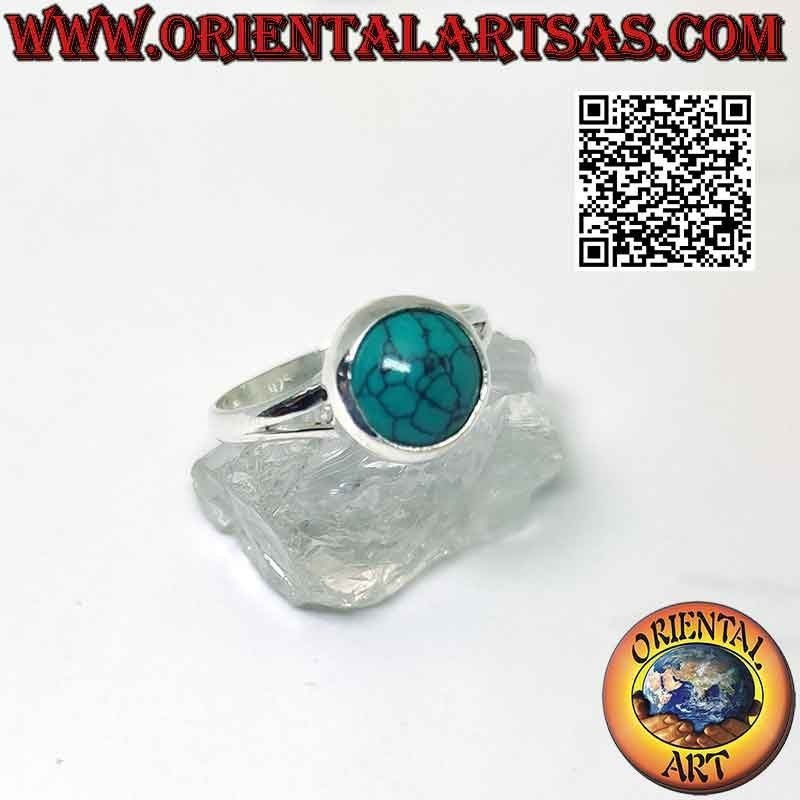 Silver ring with round cabochon turquoise with smooth edge