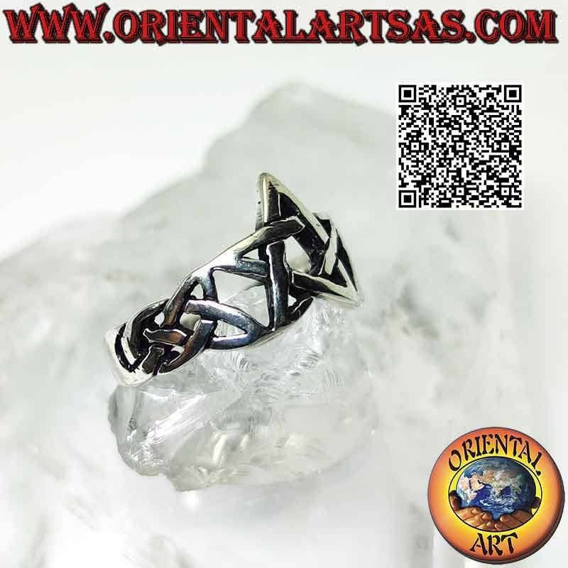 Anillo de plata pentáculo liso unido por nudos celtas