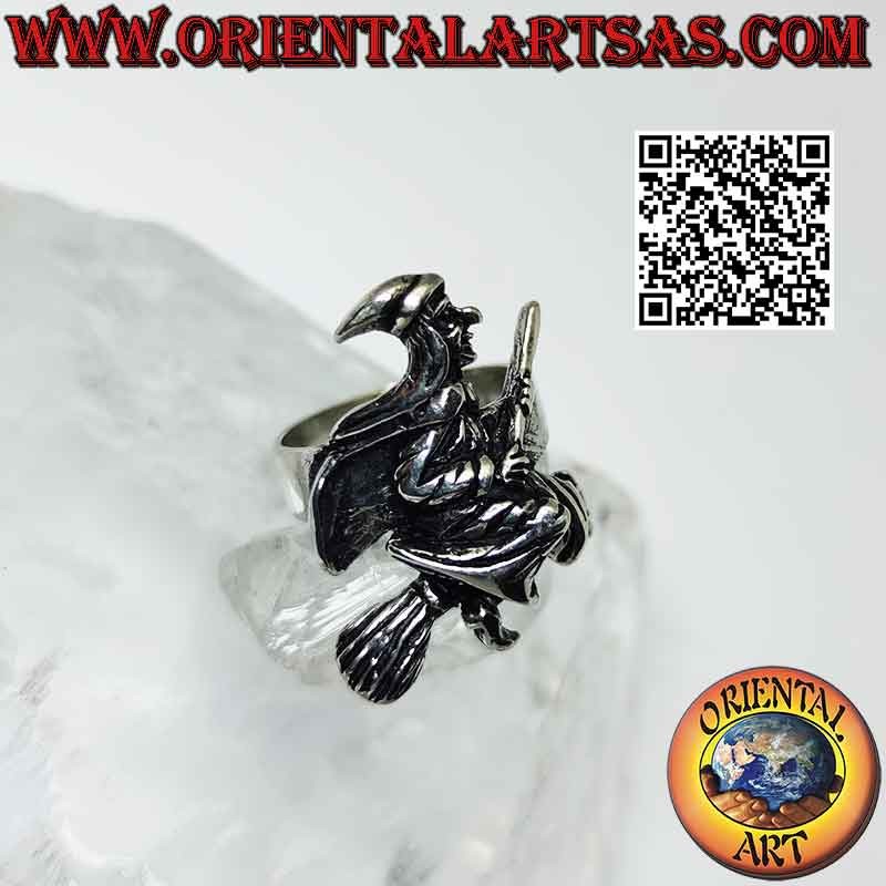 Silver ring, the befana witch on the flying broom in profile