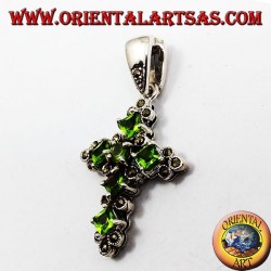 Anhänger, Silber Kreuz und marcassiti mit sechs Peridot