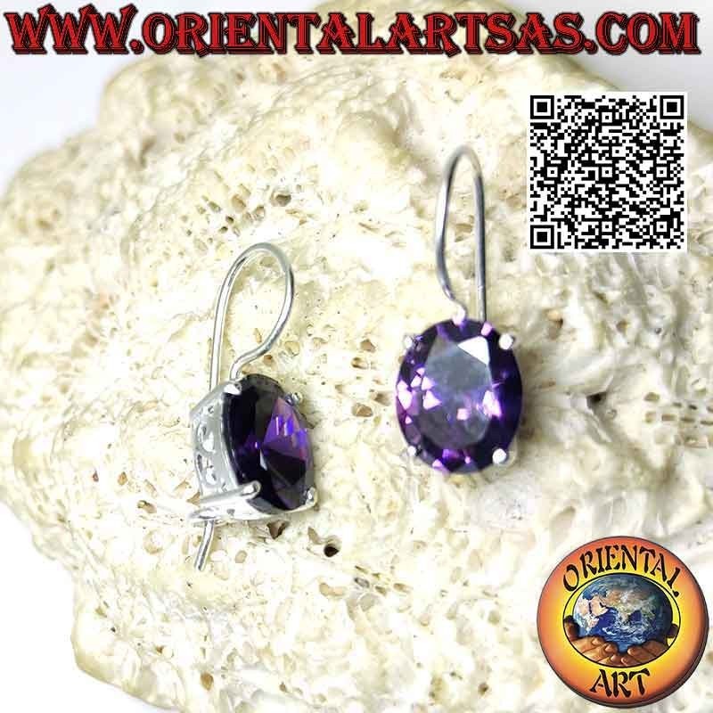 Silberne Ohrringe mit facettiertem Amethyst und "S"-förmigem Loch