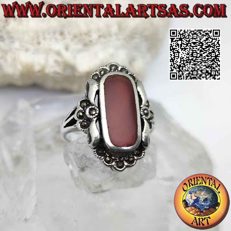 Bague en argent cornaline sur monture élégante avec marcassite