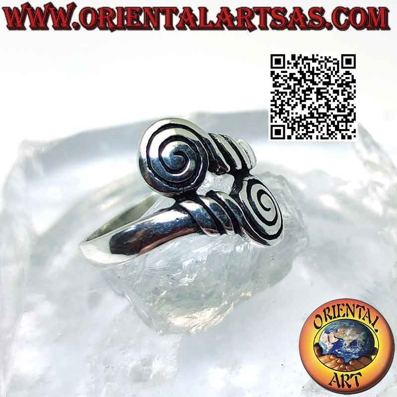 Double smooth band silver ring with final spiral