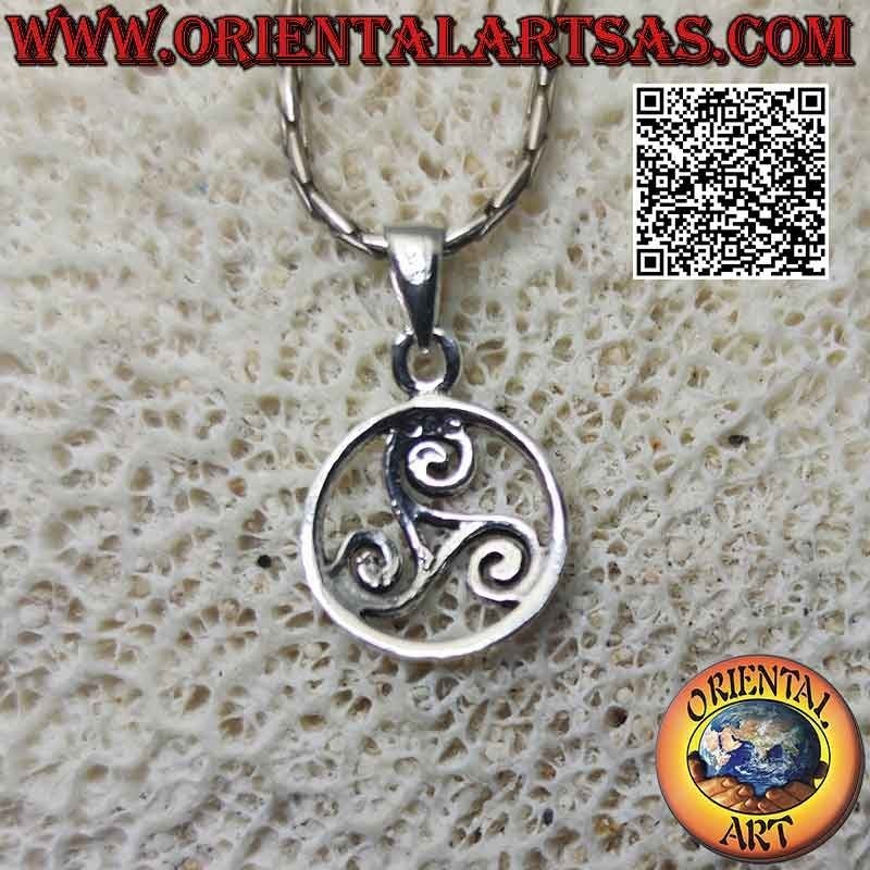Ciondolo in argento Triskele nel cerchio cosmico (Ø 13 mm)