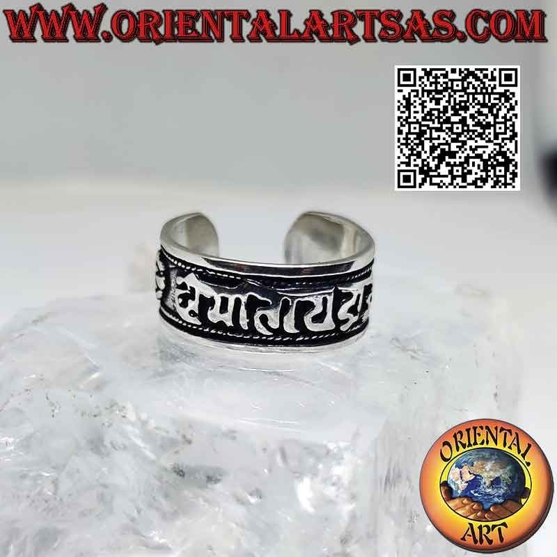 Silver band ring with Tibetan mantra OM MANI PADME HUM