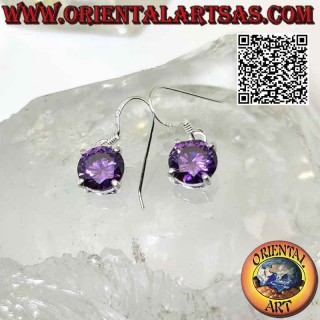 Boucles d'oreilles en argent avec améthyste synthétique ronde à facettes sertie sur un double cadre lisse