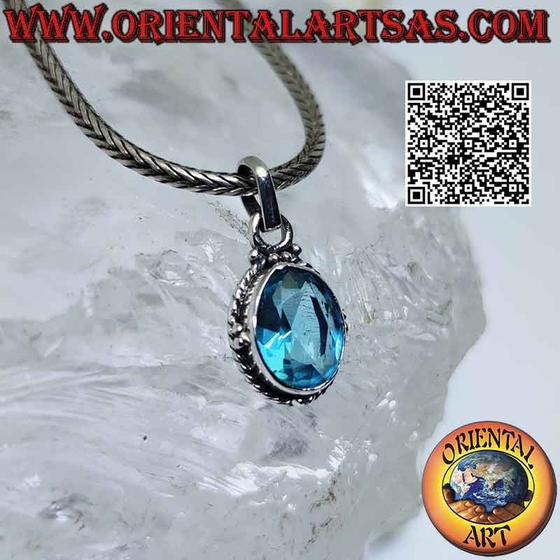 Pendentif en argent avec topaze ovale à facettes, tissage et boules