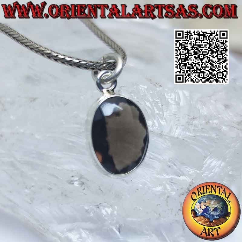 Pendentif en argent avec quartz fumé ovale sur une monture lisse et haute