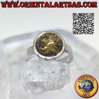 Bague en argent avec cabochon vert ambre rond et anneau lisse 4 mm
