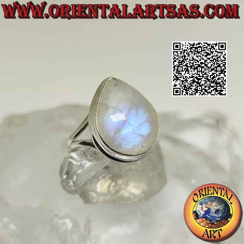 Anello in argento con grande pietra di luna arcobaleno a goccia