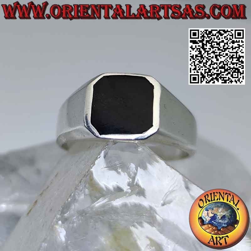 Anillo de plata con ónix cuadrado biselado y marco liso