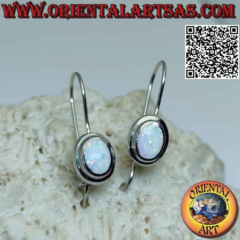 Boucles d'oreilles en argent avec opale arlequin ovale à bord lisse