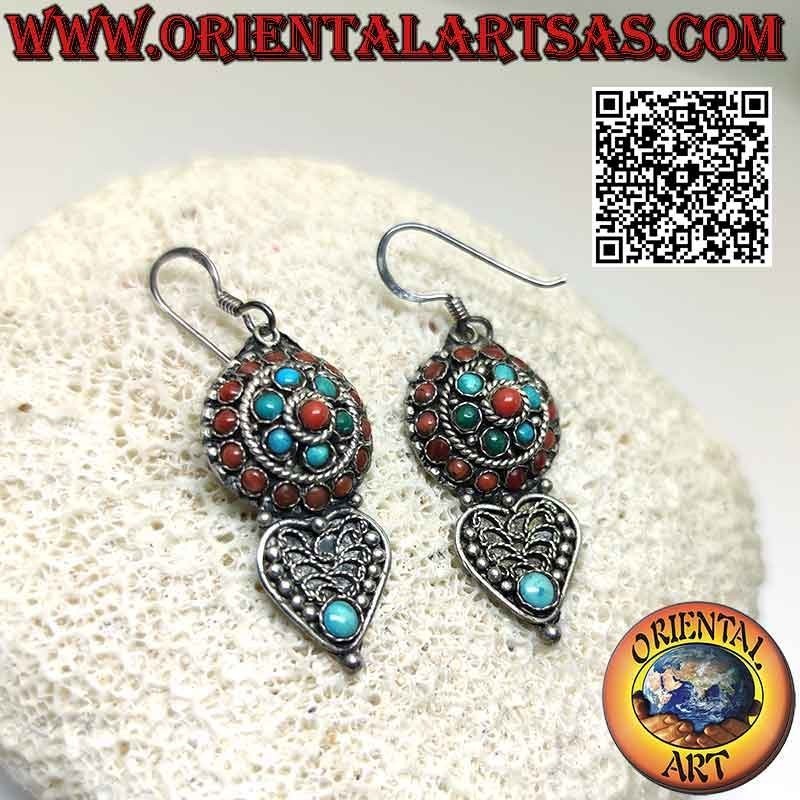 Pendientes de plata, rosetón con turquesas tibetanas y corales y corazón