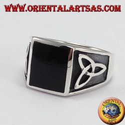 Silberring mit Platz Onyx und Tyrone Knoten