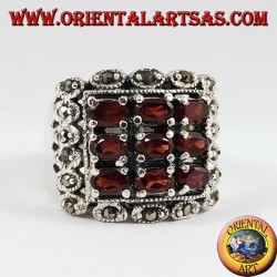 Silver ring with 9 oval and marbled natural garnets