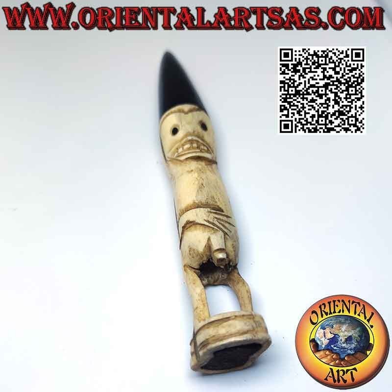 Scultura primitiva di un indigeno in osso e corno di bufalo (16 cm)