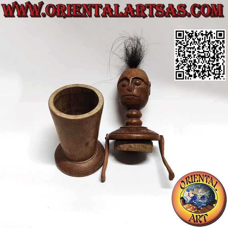 Sculpture en boîte primitive d'un homme indigène de Papouasie-Nouvelle-Guinée (24cm)