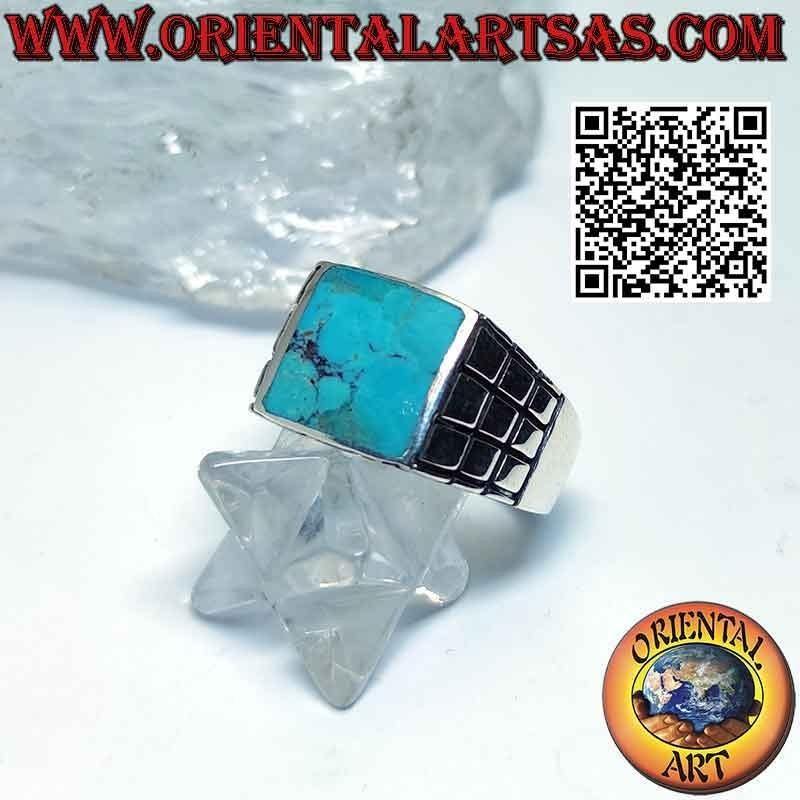 Bague en argent avec turquoise naturelle rectangulaire et carrés sur les côtés