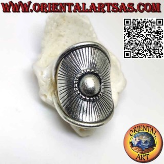 Anillo de plata con escudo solar hecho a mano por Karen