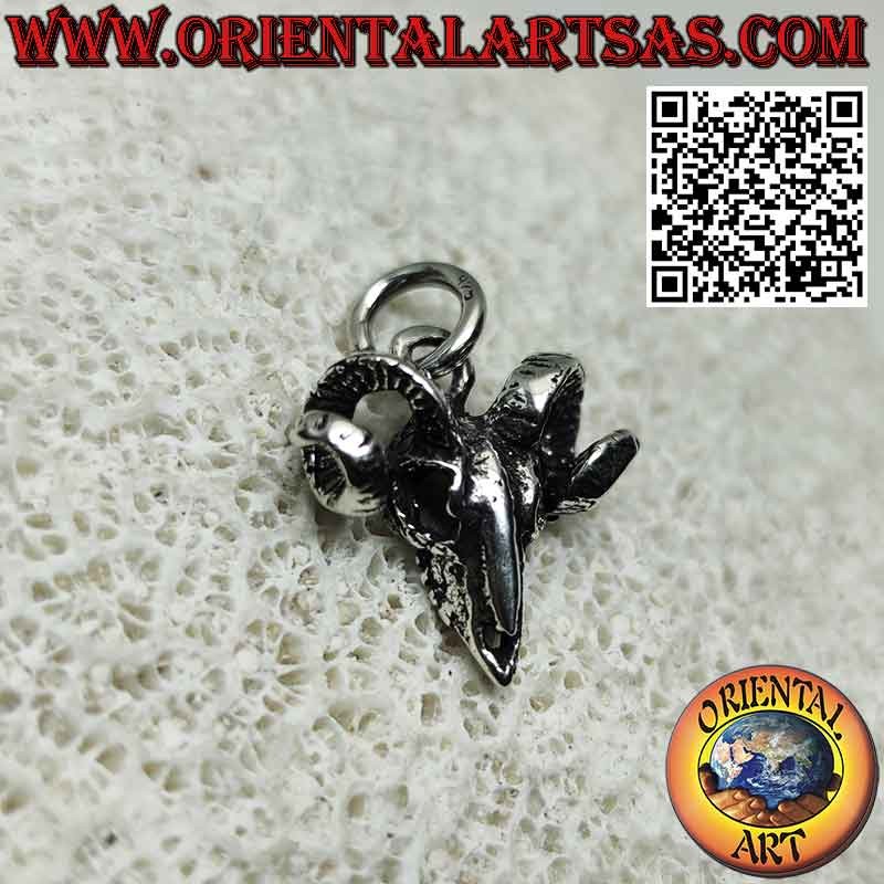 Pendentif en argent crâne de bélier (bélier) tridimensionnel