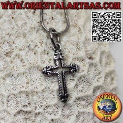 Colgante de plata, cruz cristiana con lirio