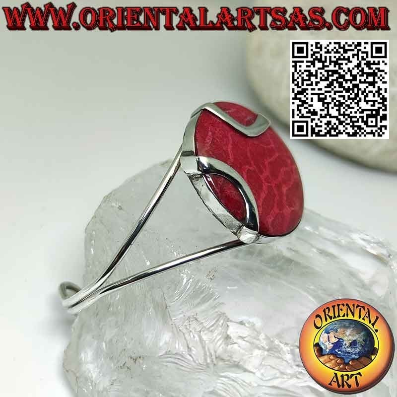 Rigid silver bracelet with round red madrepora (coral).