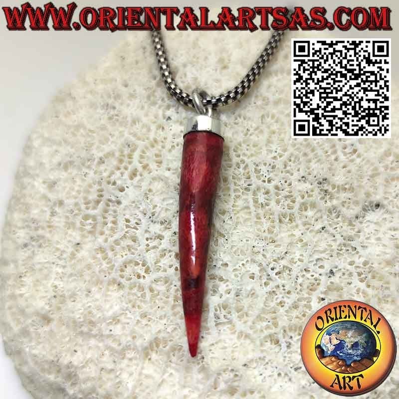 Colgante de cuerno de coral rojo en plata con capuchón liso