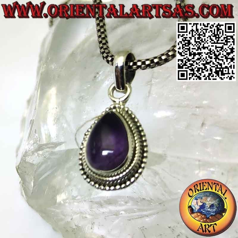 Pendentif en argent avec améthyste naturelle en forme de goutte avec des sphères sur le bord