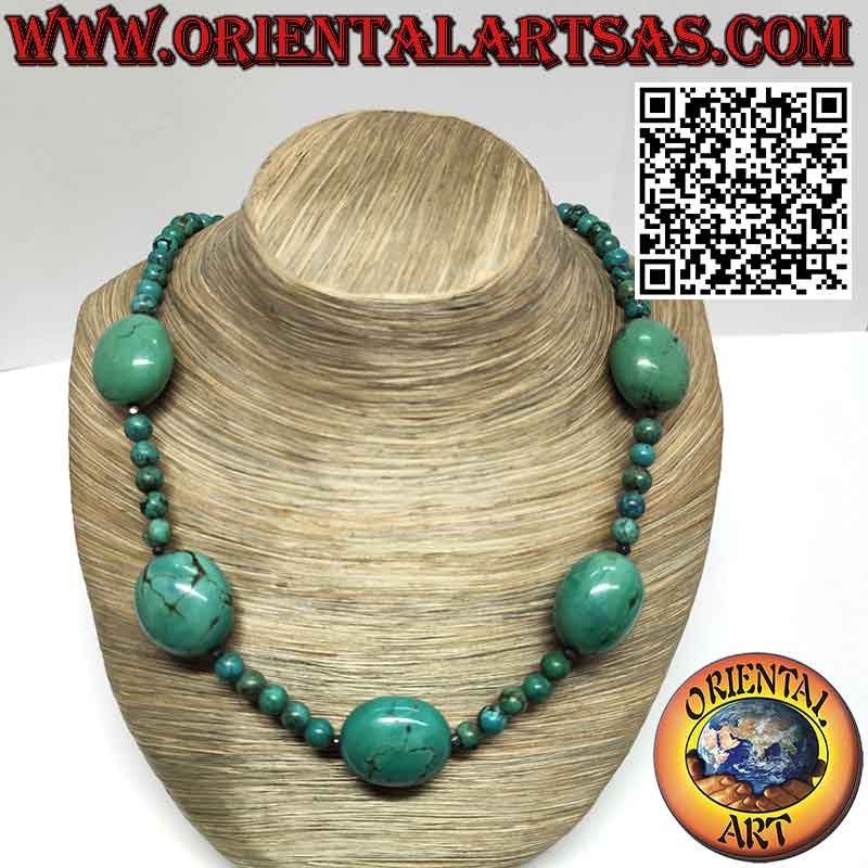 Natürliche tibetische Türkiskette 5 große Ovale und 8 mm Kugeln.