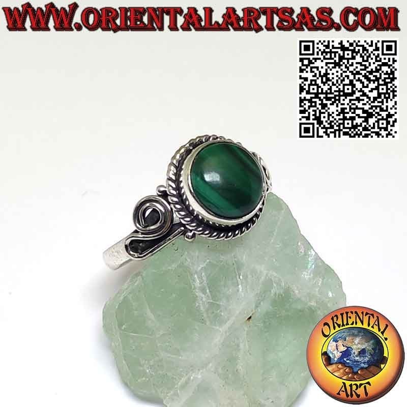 Bague en argent avec malachite naturelle ronde et spirale sur les côtés