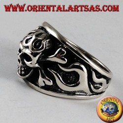 Silver ring, pirate skull