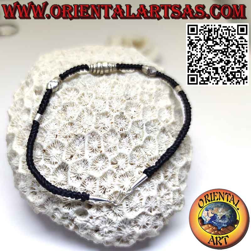 Waxed thread bracelet with tribal inserts (Karen) in 999‰ silver