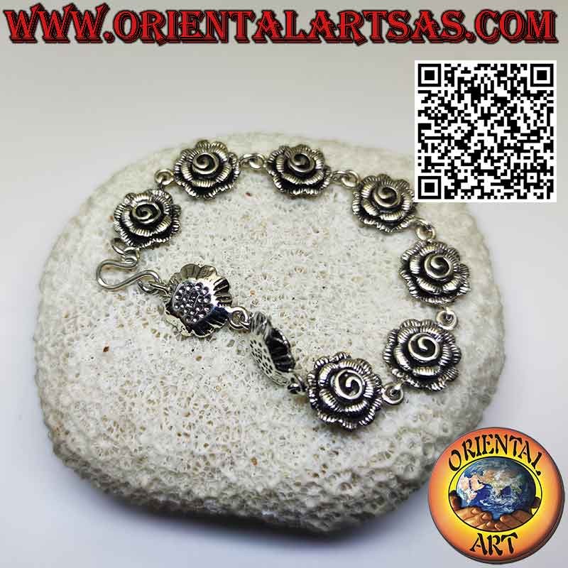 Pulsera en plata 925 ‰ compuesta por nueve hermosas rosas grandes