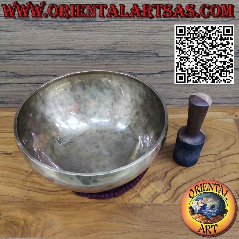 Handgefertigte tibetische Glocke 33 cm Ø komplett mit Klöppel 3060gr
