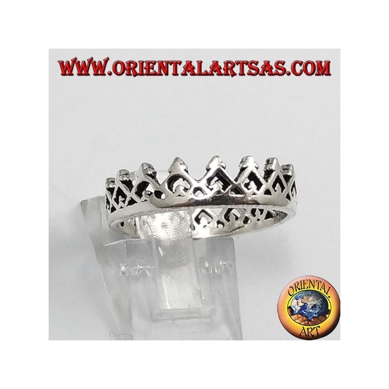 Silver ring, small crown