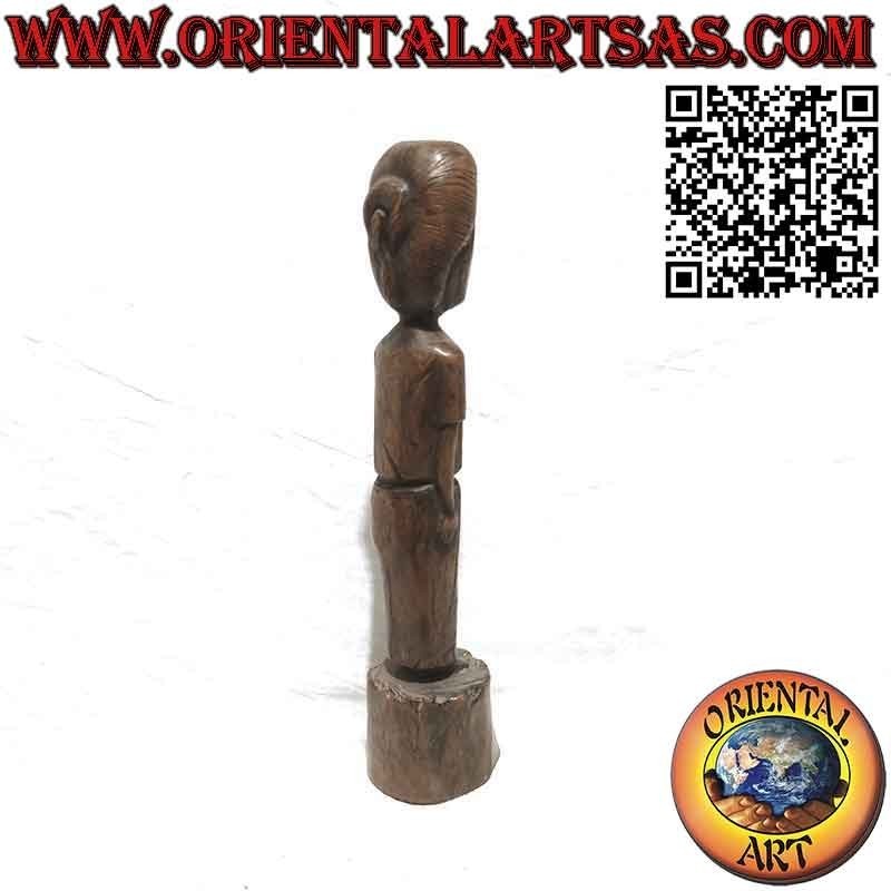 Sculpture en bois fin antique rare d'une dame de Bornéo malaisien