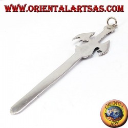 Colgante de plata, la espada del dragón