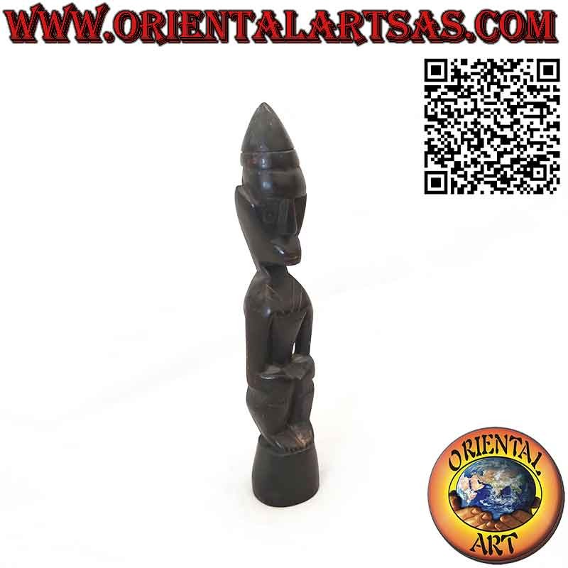 Statue tribale en bois de fer par les Dayak Kalimantan Bornéo