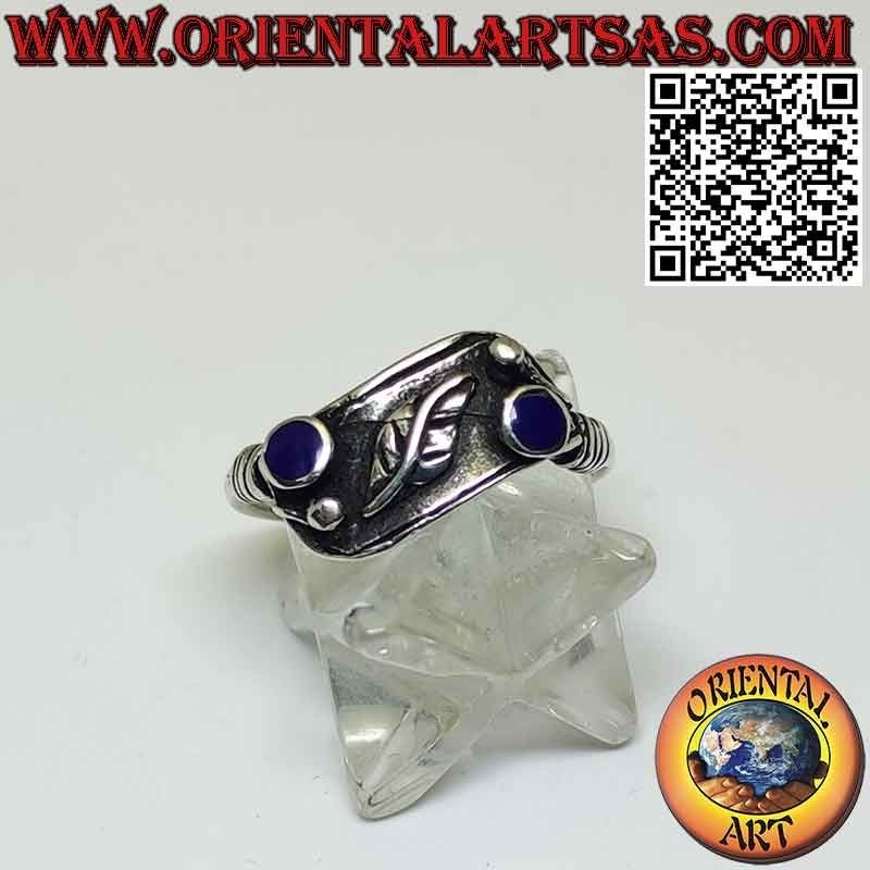 Silver ring with 2 round blue agate and a leaf in the center in high relief