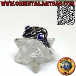 Silver ring with 2 round blue agate and a leaf in the center in high relief