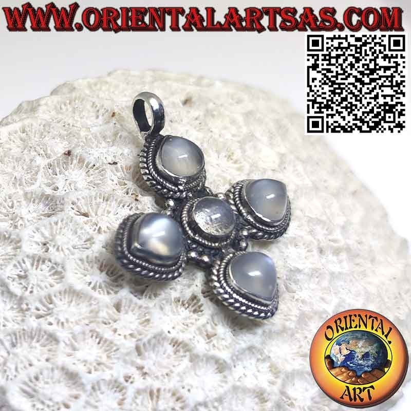 Pendentif en argent, croix grecque avec 4 gouttes et 1 pierre de lune ronde