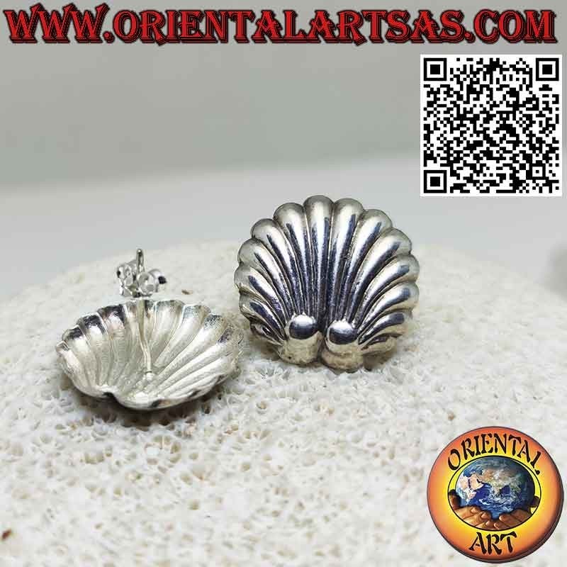 Pendientes en Plata 925 ‰ en forma de concha lobulada, tapa agujero