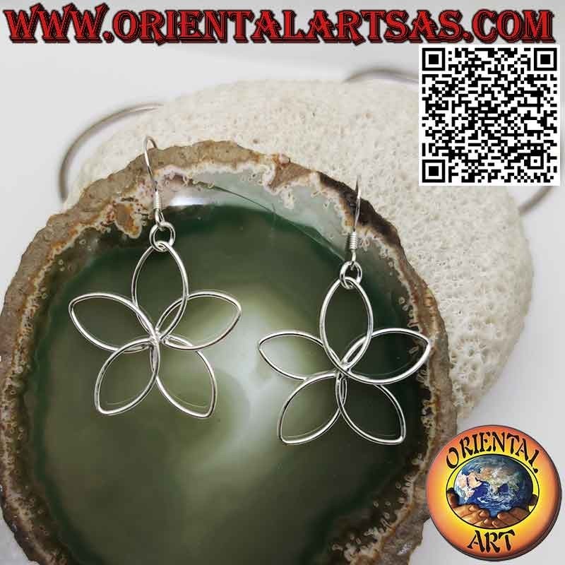Pendientes en forma de margarita hechos con hilo de plata 925‰