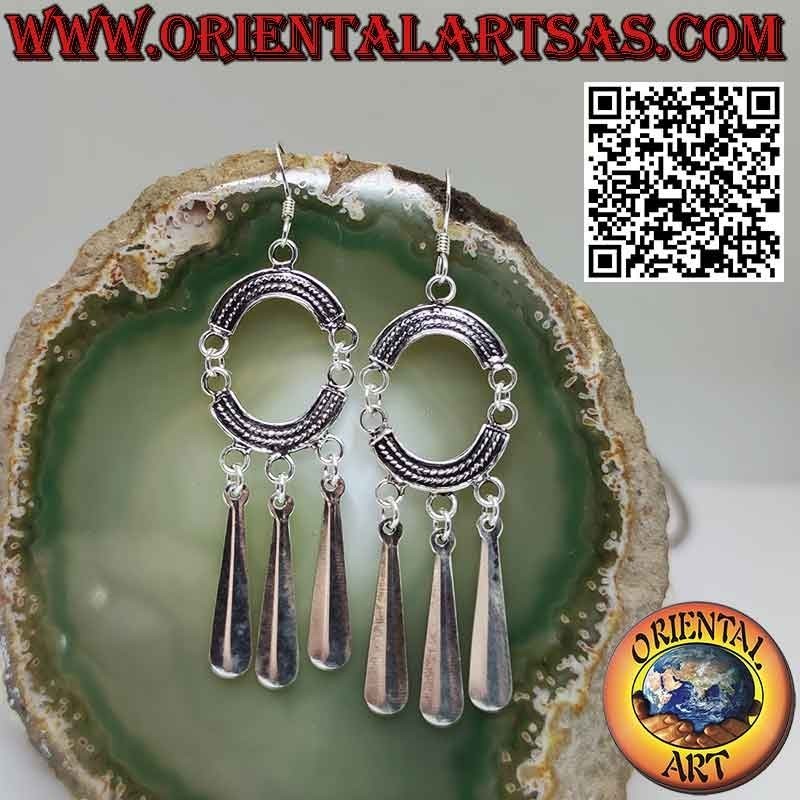 Boucles d'oreilles en argent avec 2 arcs opposés ciselés avec 3 pendants