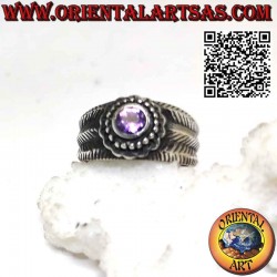 Silver ring with natural round amethyst and feathers engraved on the sides