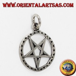 Pendentif d'argent inversé pentagone avec pointe vers le bas